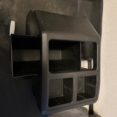 ハイエース　クラッツィオフロアマット　専用ゴミ箱の画像