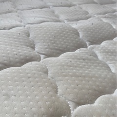 シングルサイズベッド【使用半年】の画像