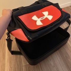 ゴルフ ボストンバッグ シューズ収納（ボロボロです、ご了承頂けた方にお譲りします）の画像