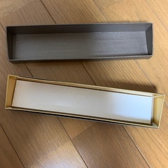 ブルガリ　チョコレート空き箱
の画像