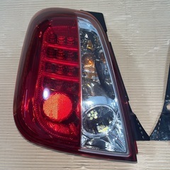 Fiat ABARTH 500 / フィアット アバルト 500 用 JUNYAN ジュンヤン LED テールライト テールランプ 左右 BT-HU239 / 9247-ADA401-1 / LT-HU239の画像