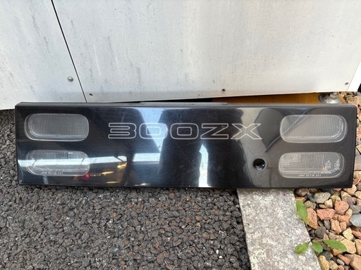 z32 リアフィニッシャーEL発光　ジャンク