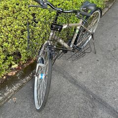 自転車　No.413　マルイシ　マットミリタリーグリーン　27インチ　※前輪若干振れ、サドル破けあり【リサイクルショップどりーむ天保山】の画像