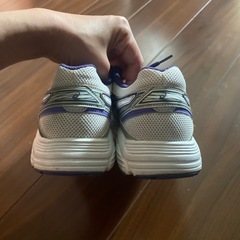 asics運動靴の画像