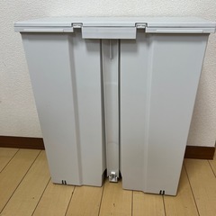 ゴミ箱45リットル用
の画像
