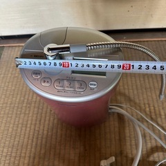 8月31日日曜日に取りに来てくれる方限定で格安です　アルカリイオン整水器の画像