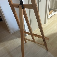 イーゼルスタンドの画像