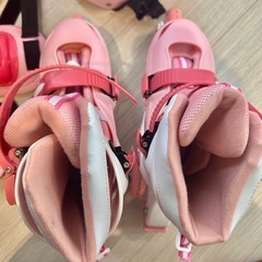 ローラースケートピンクの画像