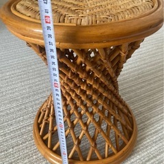 【決まりました】ラタンスツールの画像