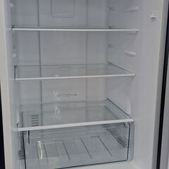 【リサイクルショップどりーむ鹿大前店】No.2547　冷蔵庫　ツインバード　2024年製　231L　冷蔵パーツ一部欠品😢　高年式🎵　お手頃価格🎵の画像