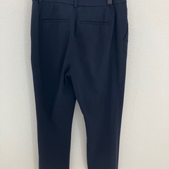 ユニクロ スラックスの画像