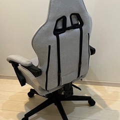 ゲーミングチェアの画像