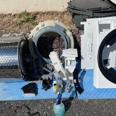 洗濯機の分解クリーニング行っています！配送設置込み　シャープ7.0K洗濯乾燥機　2022年製　分解クリーニング済み！！の画像