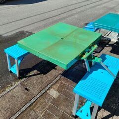 折りたたみテーブルと椅子セット　アウトドア　キャンプ　レジャーの画像