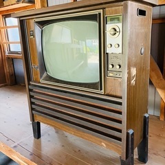 アンティークレトロテレビの画像