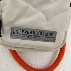 kiu  ショルダーバッグの画像