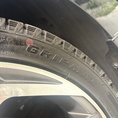 225/40r18 スタッドレス　4本セット　の画像
