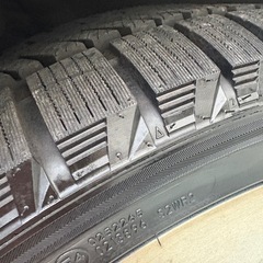 225/40r18 スタッドレス　4本セット　の画像