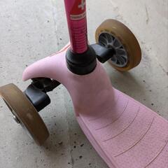 m-cro製３輪キックスクーターの画像