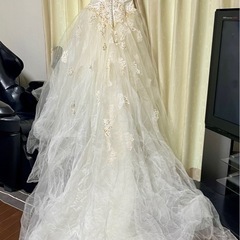 ウェディングドレスの画像