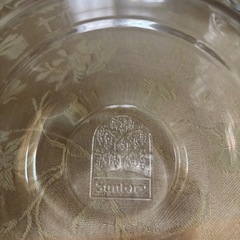 ガラスの食器8個SUNTORYの画像