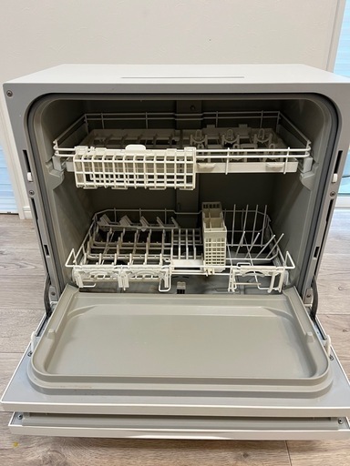 【保証有り】Panasonic食洗機　NP-TA4-W 2022年式
