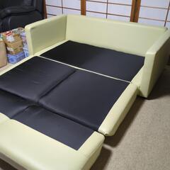ソファーベッドの画像