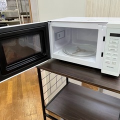 美品✨ 2024年 アイリスオーヤマ 単機能 電子レンジ IMB-T178-W 50/60Hz共用の画像