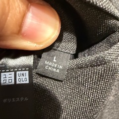 ユニクロ　スリムフィットジャケット　グレーの画像