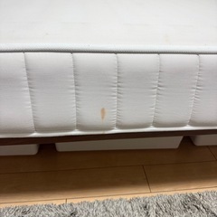 無印良品のスモールサイズのベッドとマットレスの画像