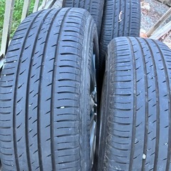 205/60R16ホイール付きの画像