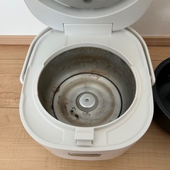 【ジャンク品】SHARP 炊飯器
の画像
