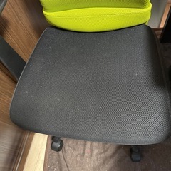 オフィスチェアの画像