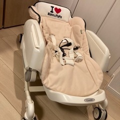 ベビーチェア　コンビ　ルエシス　オートスイングの画像