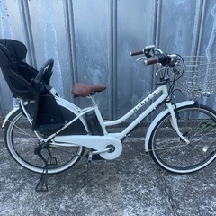 【引き取り限定】　 HYDEEⅡモデルの電動アシスト自転車、チャイルドシート付き、ホワイト 快速仕様（訳あり）の画像