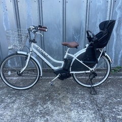 【引き取り限定】　 HYDEEⅡモデルの電動アシスト自転車、チャイルドシート付き、ホワイト 快速仕様（訳あり）の画像