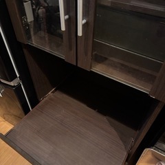 食器棚の画像