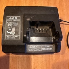 パナソニック電動アシスタ自転車バッテリー充電器の画像