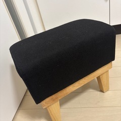コンパクト　2人掛けソファ　スツール付き　の画像