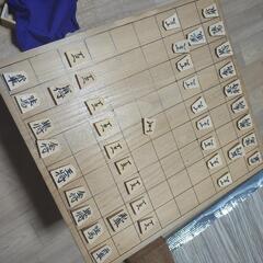対応中　将棋盤と駒セット　引き取りの画像