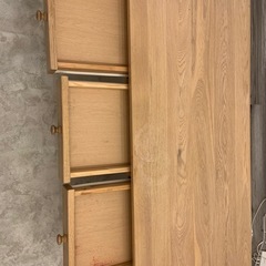 木製センターテーブルの画像