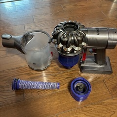 Dysonサイクロン掃除機　の画像