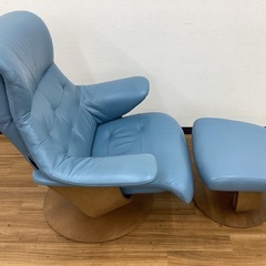 【トレファクマーケット久喜店】karimoku　オットマン付リクライニングチェアーの画像