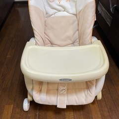 Combi（コンビ）製のベビーチェア の画像
