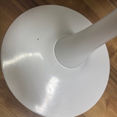 円テーブル　1〜2人用の画像