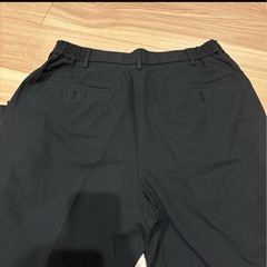 ユニクロタックワイドパンツ　メンズ　Lサイズ　2本ありますの画像