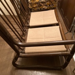 木製ソファ　3人用の画像