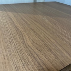 バタフライダイニングテーブルの画像