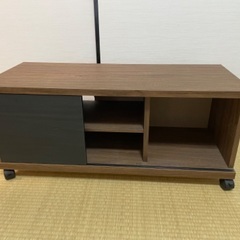 テレビボードの画像
