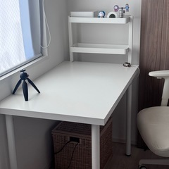 IKEA椅子＆つくえ＆デスクトップシェルフの画像